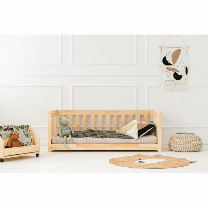 V prírodnej farbe detská posteľ z borovicového dreva 80x200 cm CPP – Adeko